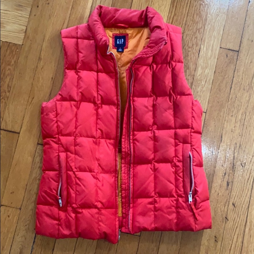 Red Gap puffy vest size small